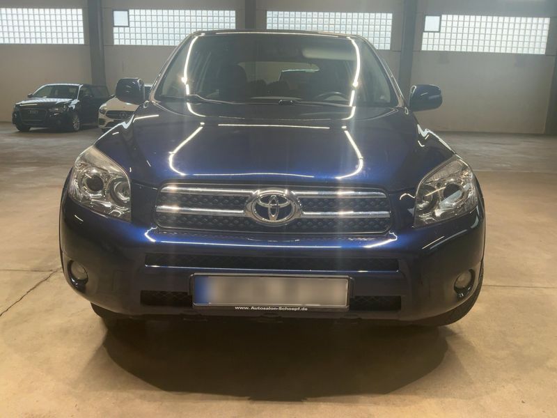Toyota RAV 4 2.2 D-CAT Sol 2007 – снимка 9