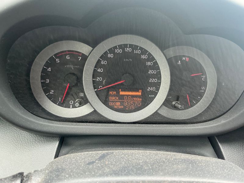 Toyota RAV 4 2.2 D-CAT Sol 2007 – снимка 13