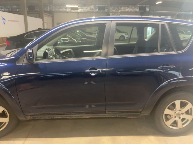 Toyota RAV 4 2.2 D-CAT Sol 2007 – снимка на щета
