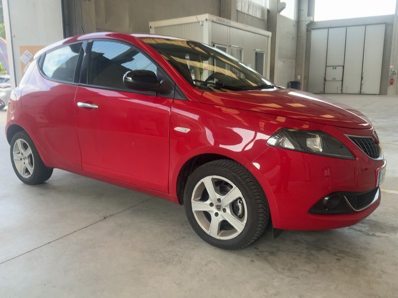 Lancia Ypsilon 1.2 LPG Silver 2023 – снимка 12