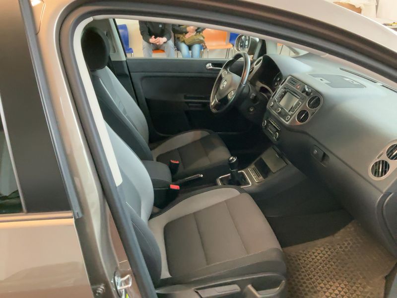 Volkswagen Golf VI Plus 1.4 TSI Life 2013 – снимка 17