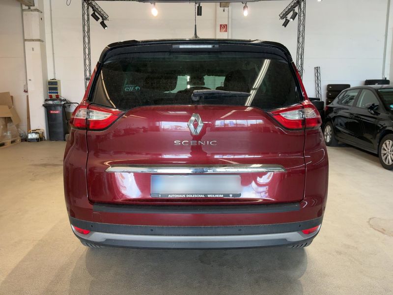 Renault Grand Scenic 1.2 TCe Energy BOSE Edition 2017 – снимка 7