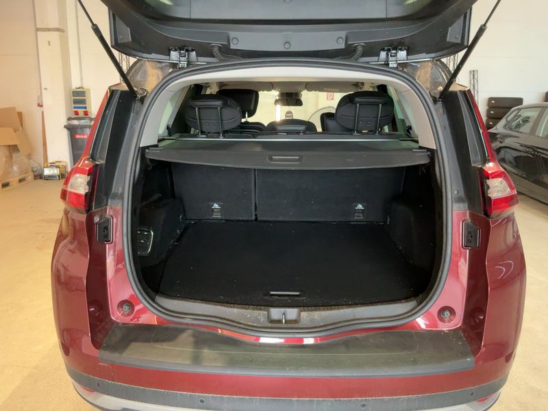 Renault Grand Scenic 1.2 TCe Energy BOSE Edition 2017 – снимка 15