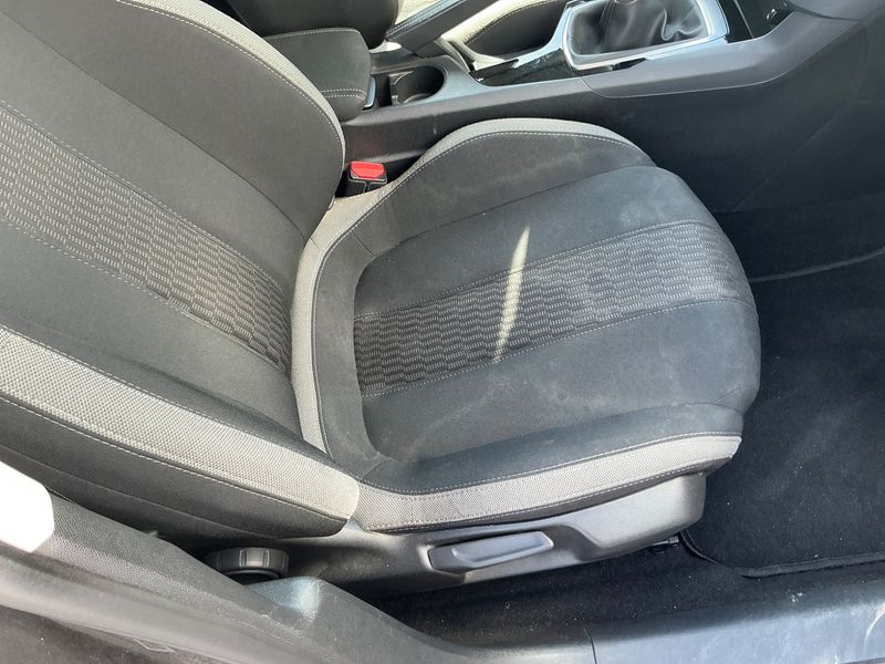 Peugeot 308 1.2 PureTech Allure Business 2017 – снимка 26