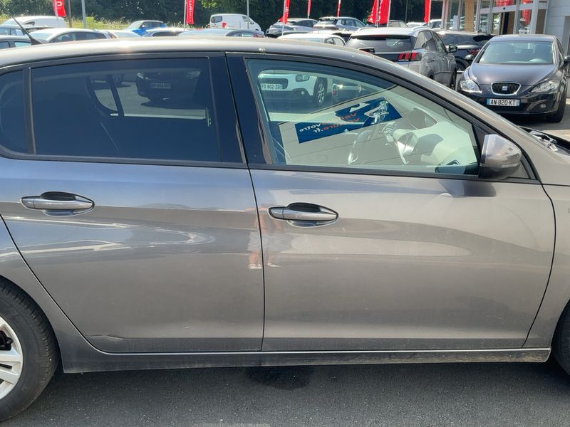 Peugeot 308 1.2 PureTech Allure Business 2017 – снимка 10
