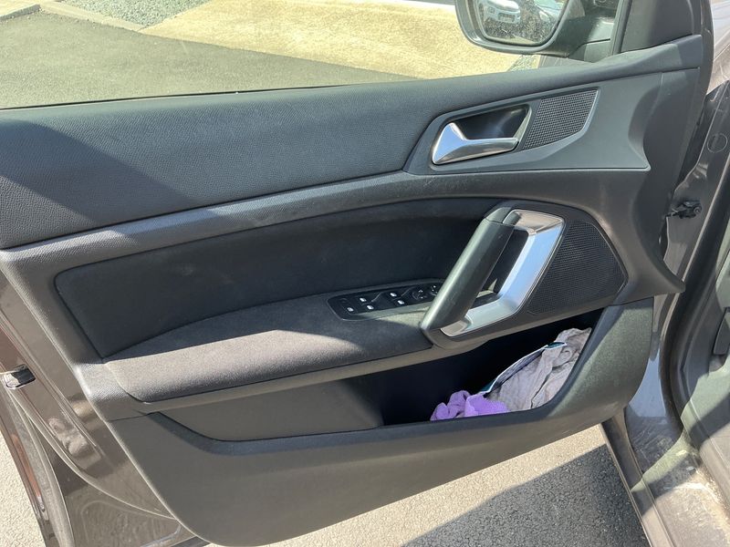 Peugeot 308 1.2 PureTech Allure Business 2017 – снимка 31