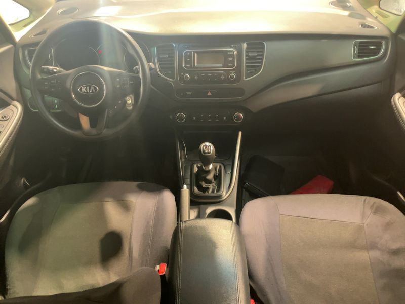 Kia Carens 1.7 CRDi Motion 2013 – снимка 17