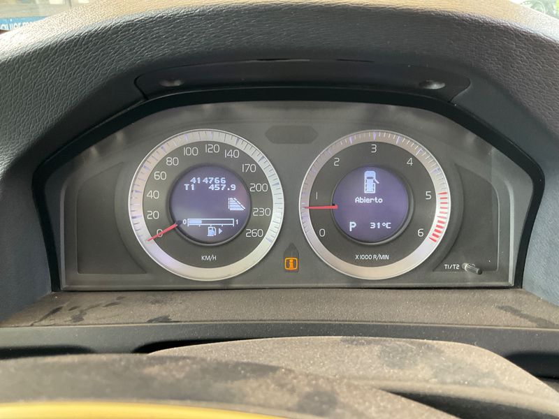 Volvo V60 2.4 D5 Momentum AWD 2010 – снимка 4