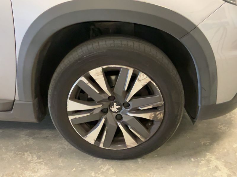 Peugeot 2008 1.2 PureTech Allure 2019 – снимка 11