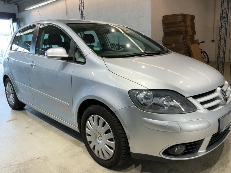 Volkswagen Golf V Plus 1.6 Tour 2007 – снимка 12
