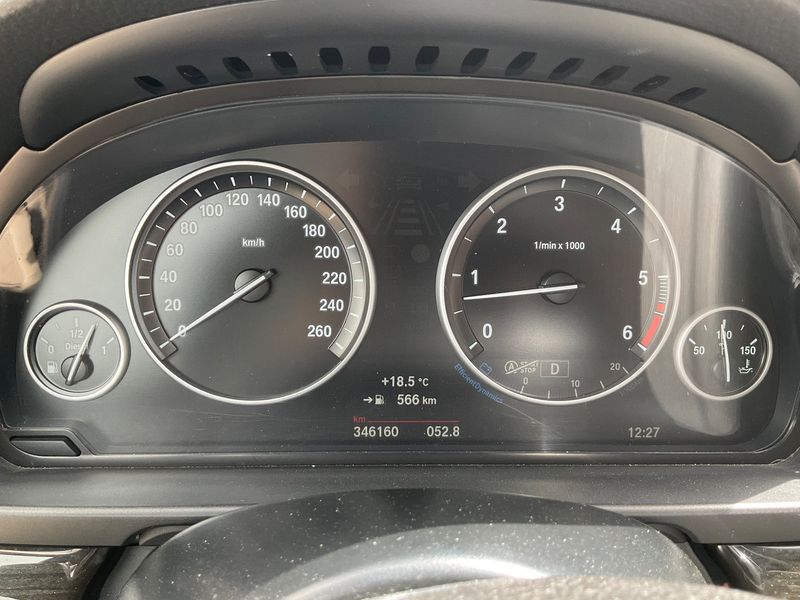 BMW 5er 530d xDrive 2016 – снимка 18