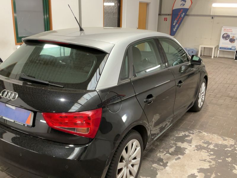 Audi A1 Sportback 1.6 TDI Attraction 2013 – снимка 8