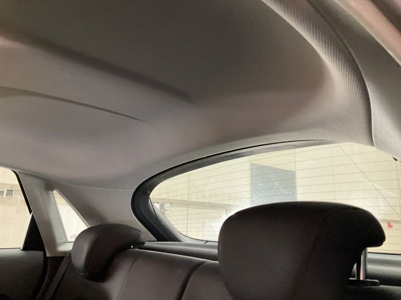 Audi A1 Sportback 1.6 TDI Attraction 2013 – снимка 41