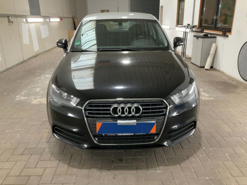 Audi A1 Sportback 1.6 TDI Attraction 2013 – снимка 14