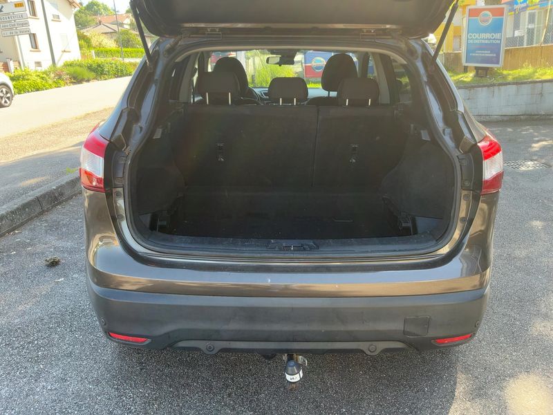 Nissan Qashqai 1.5 Turbodiesel Business Edition 2015 – снимка 15