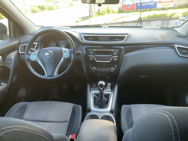 Nissan Qashqai 1.5 Turbodiesel Business Edition 2015 – снимка 17