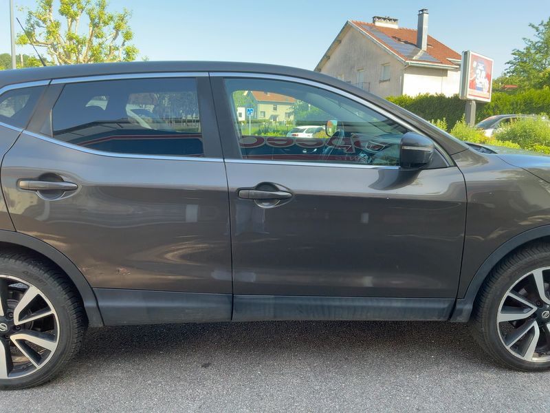 Nissan Qashqai 1.5 Turbodiesel Business Edition 2015 – снимка 10