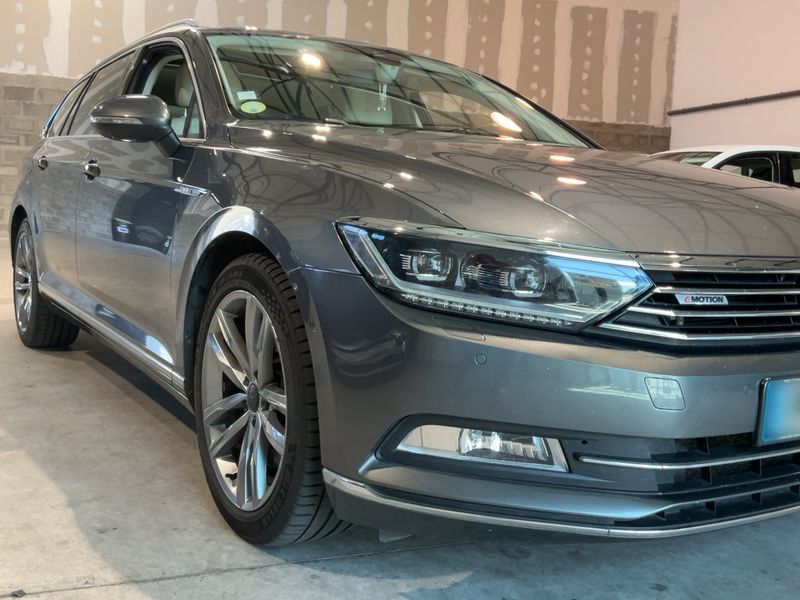 Volkswagen Passat 2.0 TDI Carat Edition 4Motion BlueMotion Tech 2015 – снимка 12