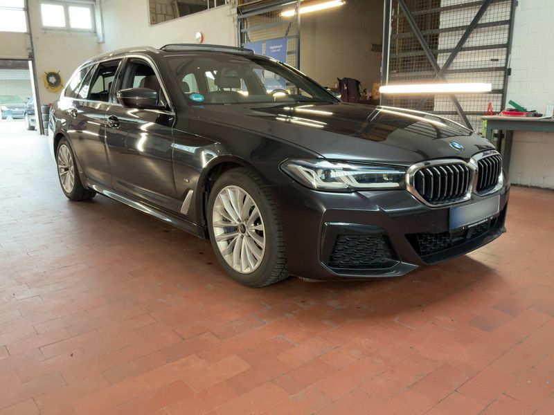 BMW 5er 530d Mild-Hybrid xDrive M Sport 2020 – снимка 12