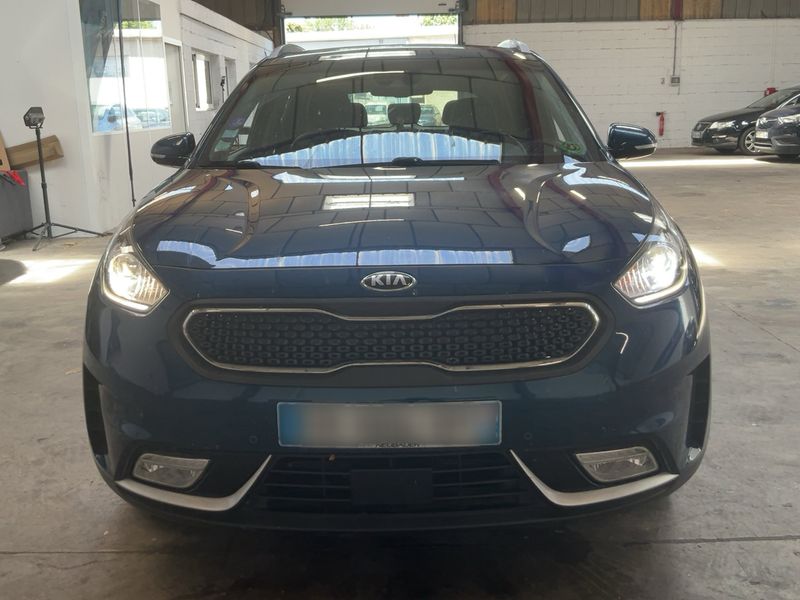 Kia Niro 1.6 Hybrid Premium 2017 – снимка 14