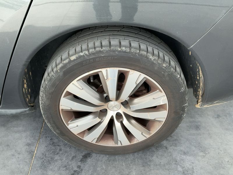 Peugeot 3008 1.6 e-HDi Style 2015 – снимка 5