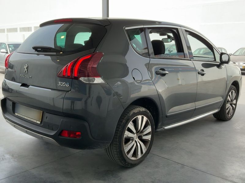 Peugeot 3008 1.6 e-HDi Style 2015 – снимка 8