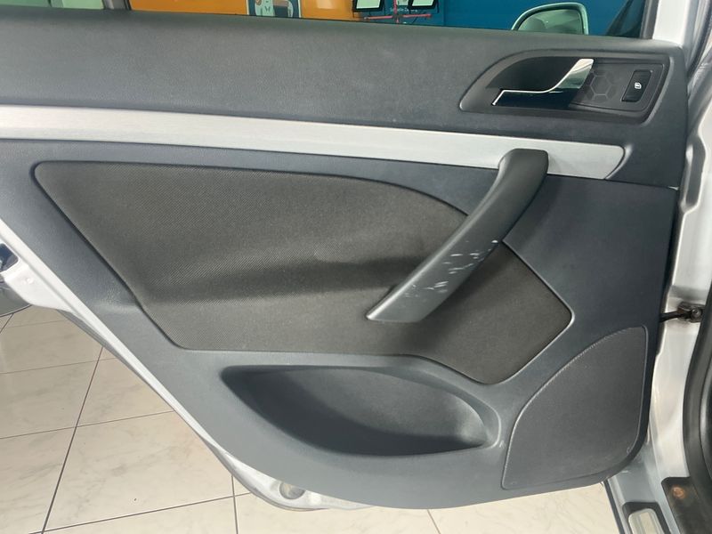 Skoda Octavia 2.0 TDI Scout 4x4 2013 – снимка 44