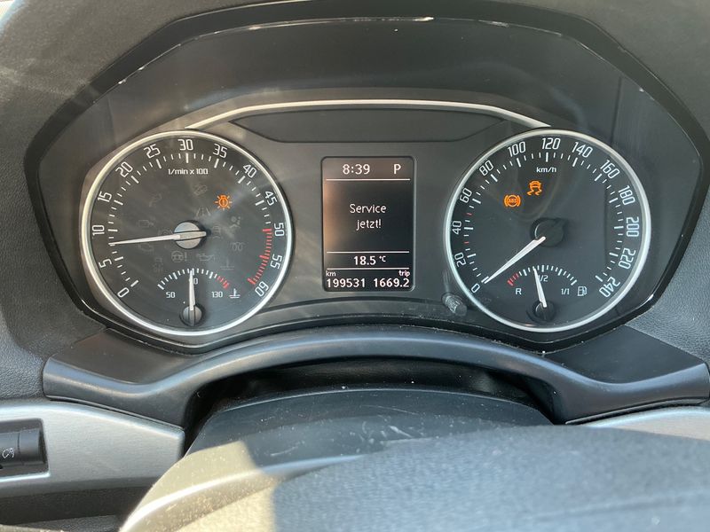 Skoda Octavia 2.0 TDI Scout 4x4 2013 – снимка 19