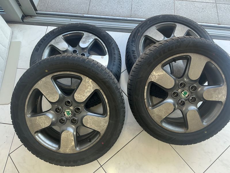 Skoda Octavia 2.0 TDI Scout 4x4 2013 – снимка 15