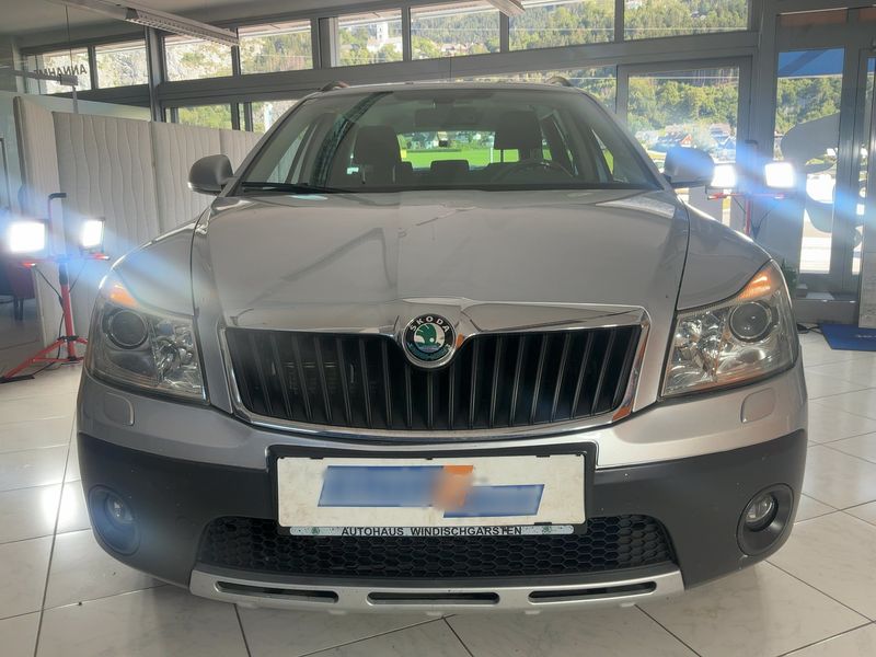 Skoda Octavia 2.0 TDI Scout 4x4 2013 – снимка 14
