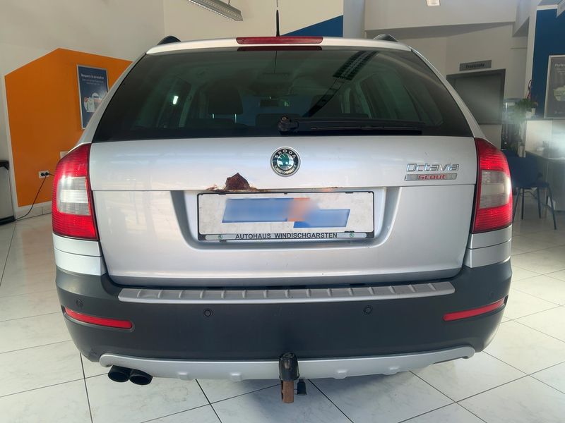 Skoda Octavia 2.0 TDI Scout 4x4 2013 – снимка 7