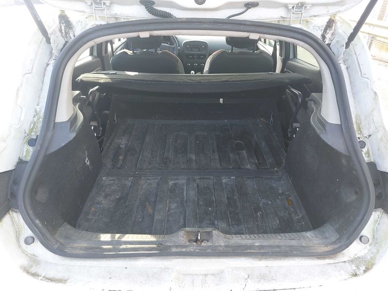 Renault Clio 1.5 dCi Air 2014 – снимка 9