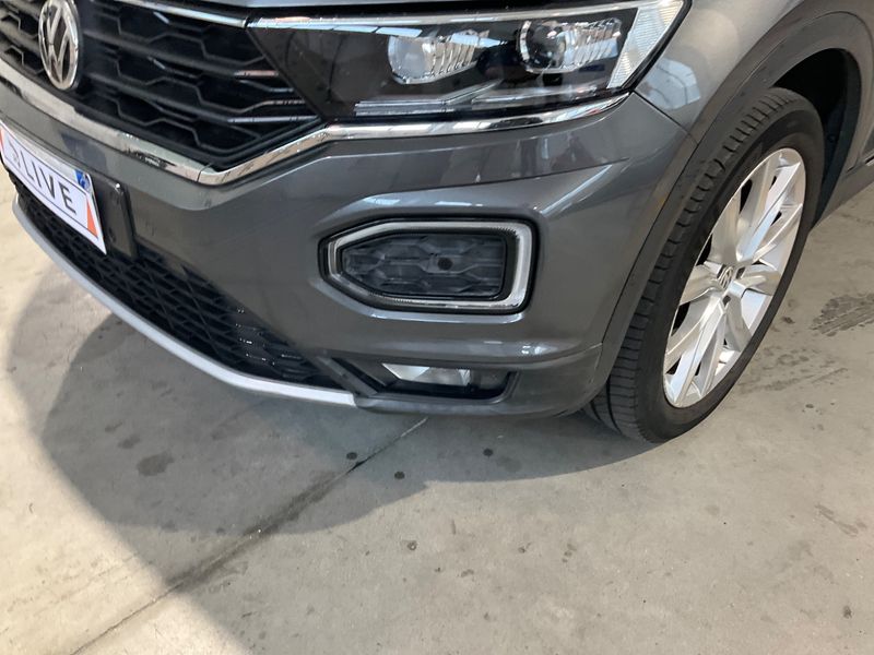 Volkswagen T-Roc 2.0 TDI Active 4Motion 2020 – снимка 29