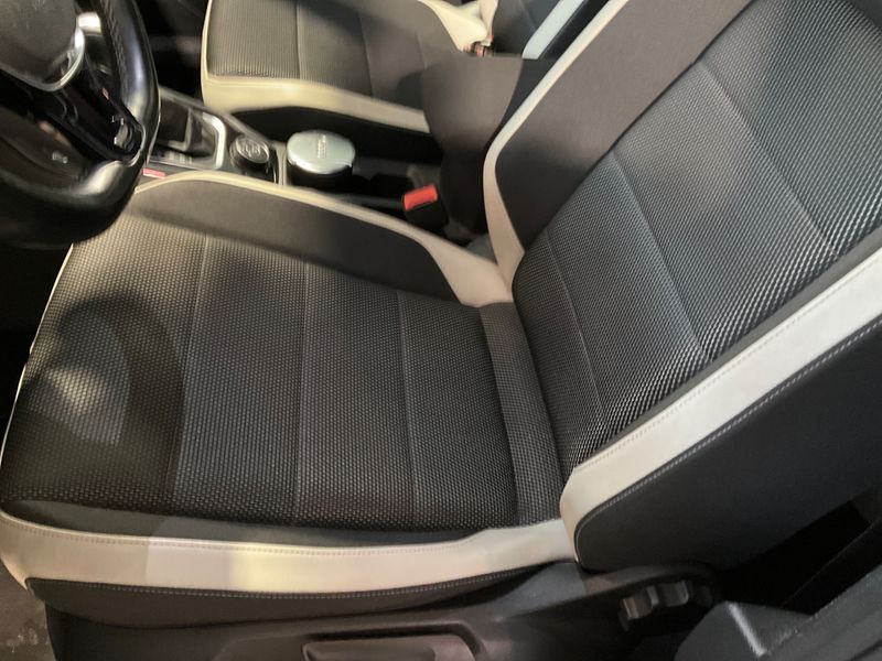 Volkswagen T-Roc 2.0 TDI Active 4Motion 2020 – снимка 22