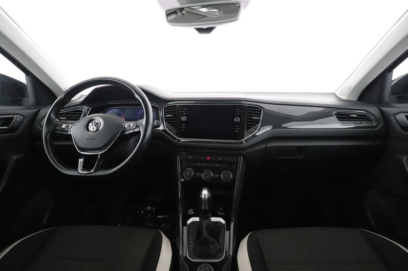 Volkswagen T-Roc 2.0 TDI Active 4Motion 2020 – снимка 17