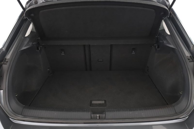 Volkswagen T-Roc 2.0 TDI Active 4Motion 2020 – снимка 15