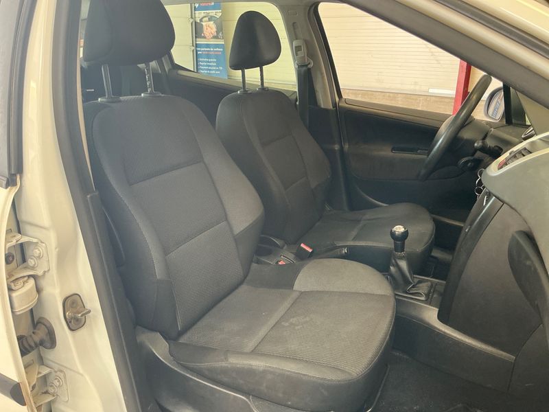 Peugeot 207 1.6 HDi Active 2011 – снимка 3
