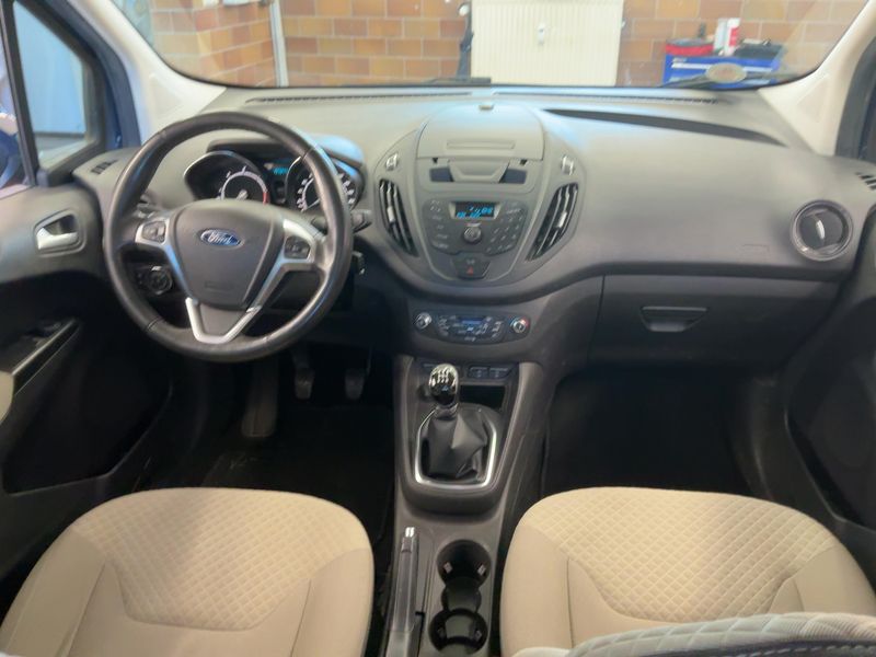 Ford Tourneo 1.5 TDCi Titanium 2017 – снимка 18