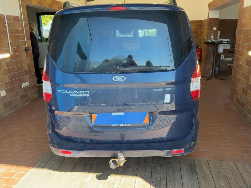 Ford Tourneo 1.5 TDCi Titanium 2017 – снимка 7