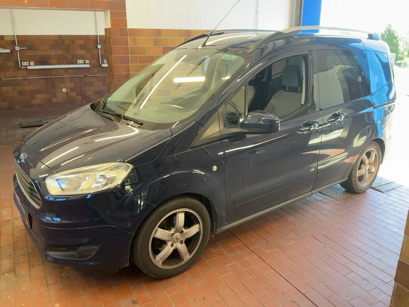 Ford Tourneo 1.5 TDCi Titanium 2017 – снимка 1