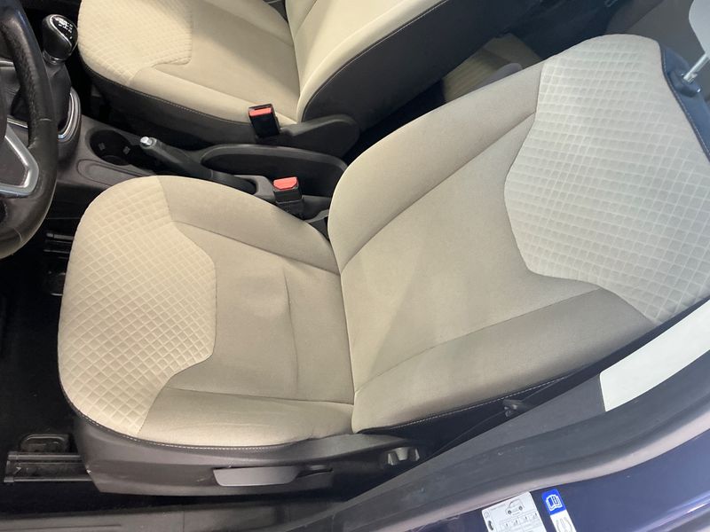 Ford Tourneo 1.5 TDCi Titanium 2017 – снимка 31