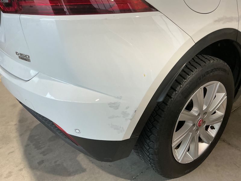 Jaguar E-Pace D150 S AWD 2019 – снимка 23