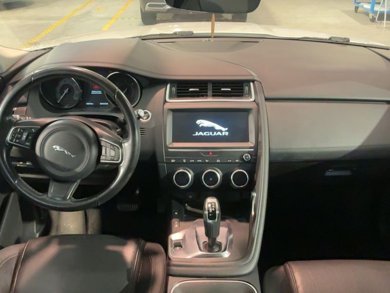 Jaguar E-Pace D150 S AWD 2019 – снимка 17