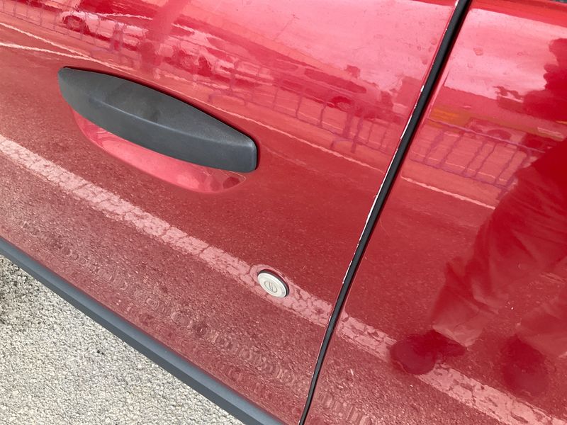 Dacia Lodgy 1.3 TCe SL Xplore 2019 – снимка 30