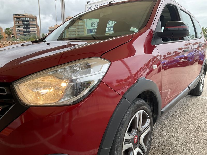 Dacia Lodgy 1.3 TCe SL Xplore 2019 – снимка 2
