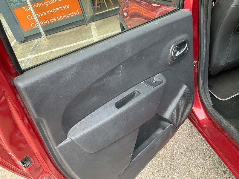 Dacia Lodgy 1.3 TCe SL Xplore 2019 – снимка 27
