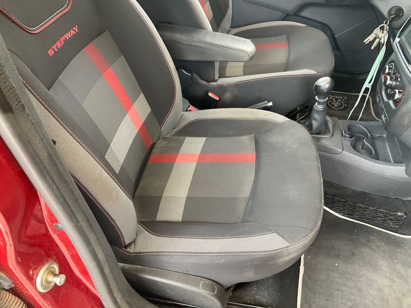 Dacia Lodgy 1.3 TCe SL Xplore 2019 – снимка 24
