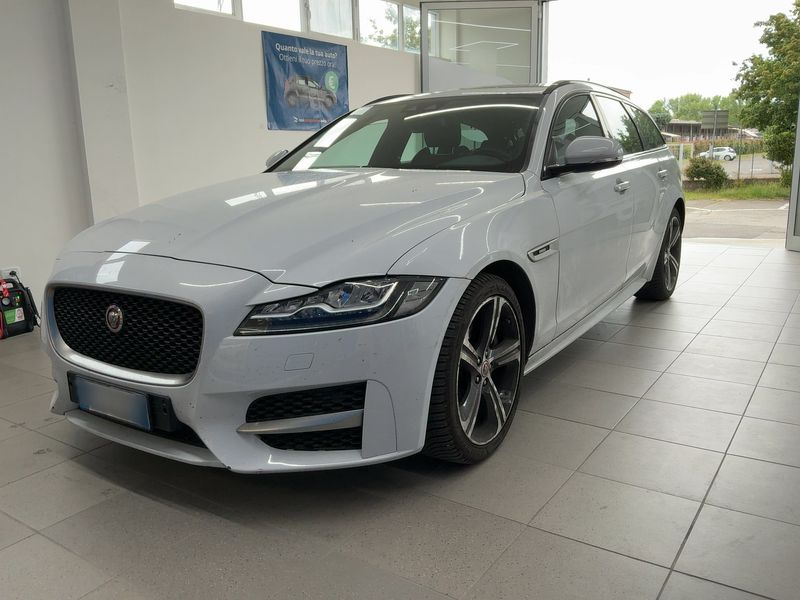 Jaguar XF 20d R-Sport AWD 2019 – снимка 1