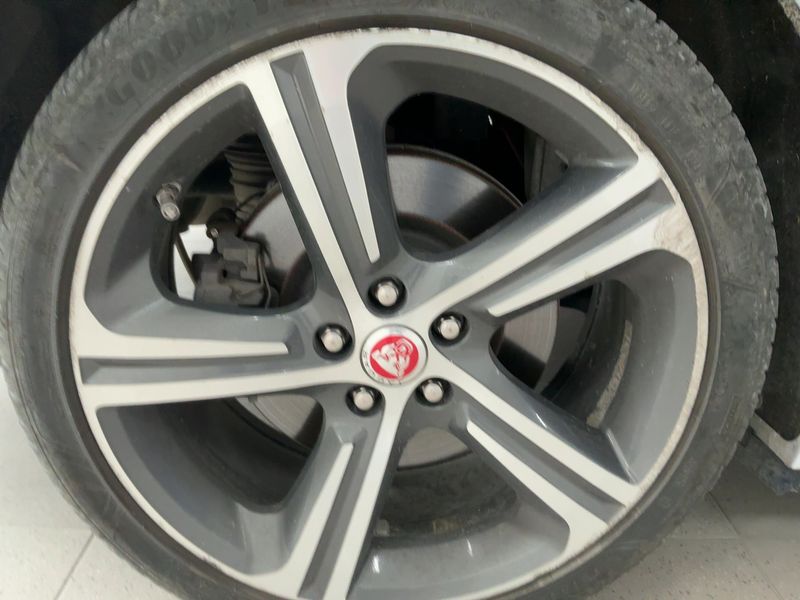 Jaguar XF 20d R-Sport AWD 2019 – снимка 9