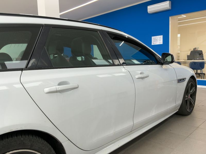 Jaguar XF 20d R-Sport AWD 2019 – снимка 10